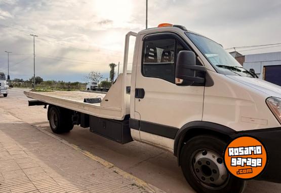 Camiones y Gr�as - Iveco daily 70-17  mod 2018 con plataformaa - En Venta
