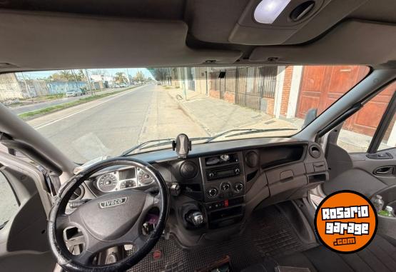 Camiones y Gr�as - Iveco daily 70-17  mod 2018 con plataformaa - En Venta