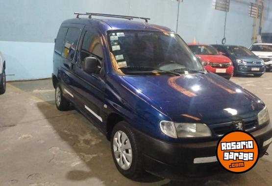 Utilitarios - Peugeot Partner 2007 Diesel 160000Km - En Venta