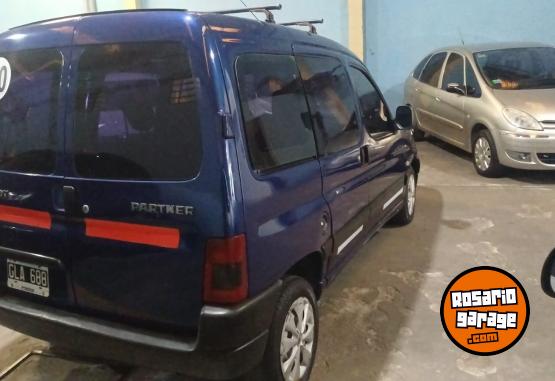 Utilitarios - Peugeot Partner 2007 Diesel 160000Km - En Venta