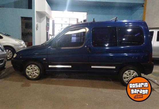 Utilitarios - Peugeot Partner 2007 Diesel 160000Km - En Venta