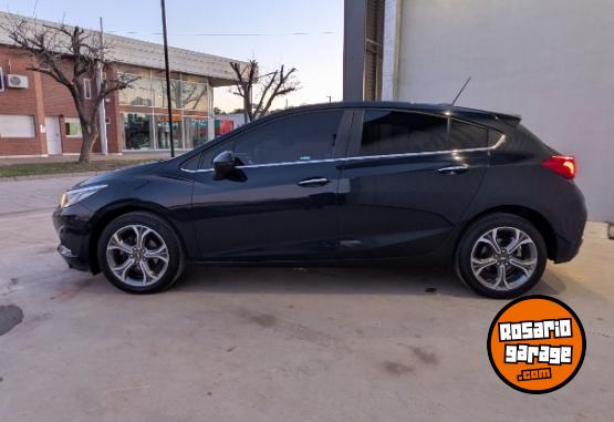 Autos - Chevrolet Cruze 2021 Nafta 73000Km - En Venta