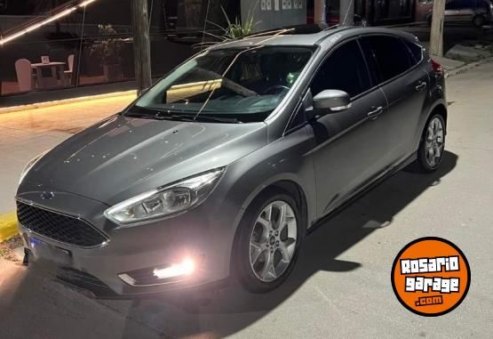Autos - Ford Focus se plus 2.0 2016 Nafta 120000Km - En Venta