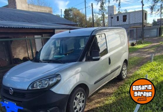 Utilitarios - Fiat Doblo 2019 Nafta 185000Km - En Venta