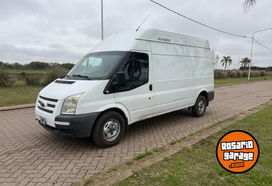 Utilitarios - Ford Transit larga alta 2013 Diesel 250000Km - En Venta
