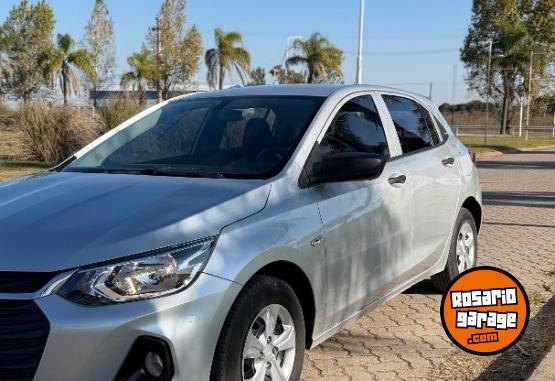 Autos - Chevrolet onix 2022 Nafta 90000Km - En Venta