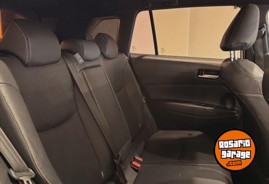 Autos - Toyota COROLLA CROSS SEG 2022 Nafta 118000Km - En Venta