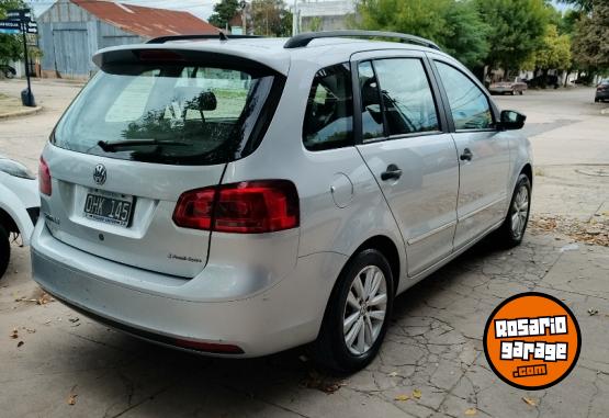 Autos - Volkswagen Suran higline 2014 GNC 156000Km - En Venta
