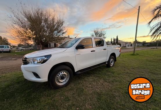 Camionetas - Toyota Hilux 2026 Diesel 3200Km - En Venta