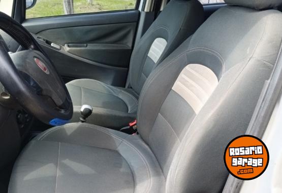 Autos - Fiat escence 2011 GNC 111111Km - En Venta