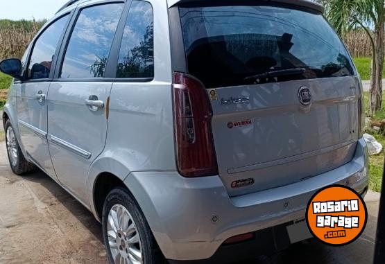 Autos - Fiat escence 2011 GNC 111111Km - En Venta