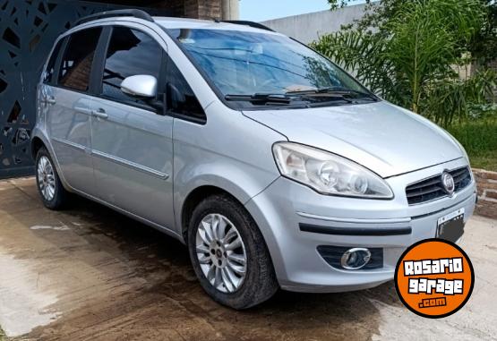 Autos - Fiat escence 2011 GNC 111111Km - En Venta