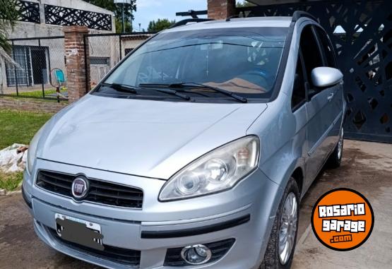 Autos - Fiat escence 2011 GNC 111111Km - En Venta