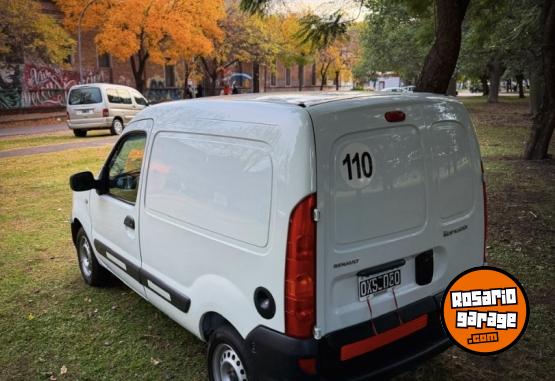 Utilitarios - Renault KANGOO FURG�N 1.6 2015 Nafta 128000Km - En Venta