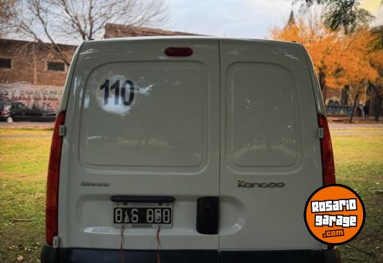 Utilitarios - Renault KANGOO FURG�N 1.6 2015 Nafta 128000Km - En Venta