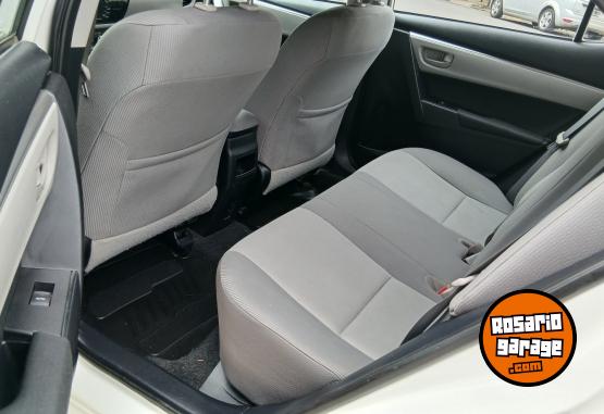 Autos - Toyota COROLLA XEI 2015 Nafta 142000Km - En Venta