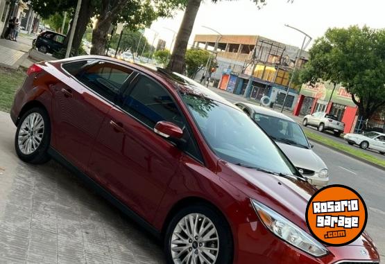 Autos - Ford FOCUS SE PLUS AT 2018 Nafta 114000Km - En Venta