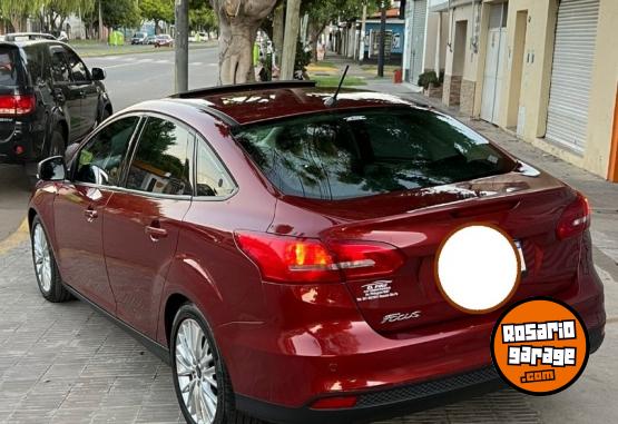 Autos - Ford FOCUS SE PLUS AT 2018 Nafta 114000Km - En Venta