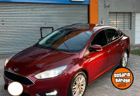 Autos - Ford FOCUS SE PLUS AT 2018 Nafta 114000Km - En Venta