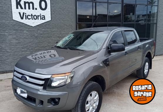 Camionetas - Ford 3.2 XLS 4X4 2012 Diesel 240000Km - En Venta