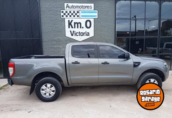 Camionetas - Ford 3.2 XLS 4X4 2012 Diesel 240000Km - En Venta