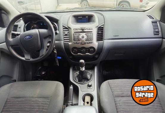Camionetas - Ford 3.2 XLS 4X4 2012 Diesel 240000Km - En Venta