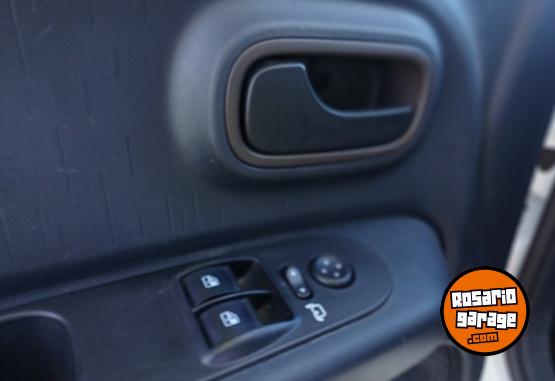Autos - Fiat Mobi Trekking 2024 Nafta 22000Km - En Venta