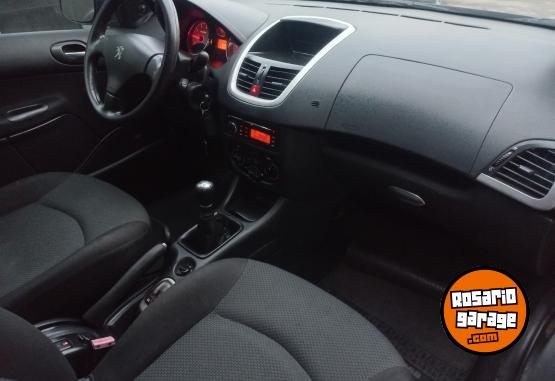 Autos - Peugeot 207 compact 1.4 2012 Nafta 107000Km - En Venta
