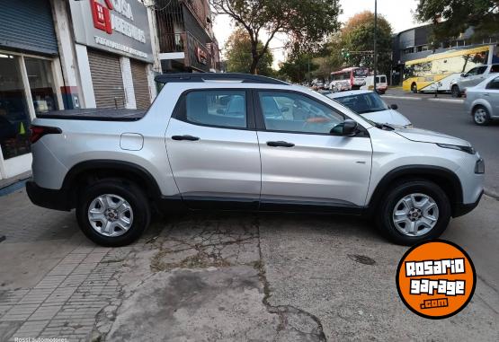 Camionetas - Fiat TORO FREEDOM 2.0 TDI 4X2 2017 Diesel 117000Km - En Venta