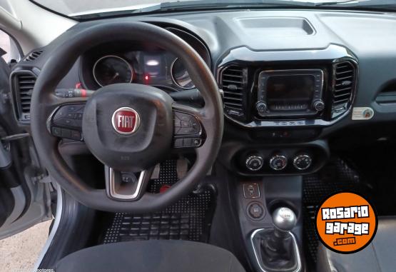 Camionetas - Fiat TORO FREEDOM 2.0 TDI 4X2 2017 Diesel 117000Km - En Venta