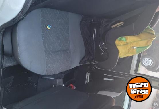 Autos - Fiat Uno fire 2005 Nafta 300000Km - En Venta