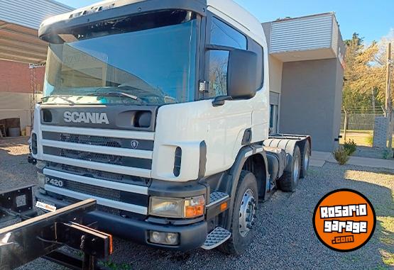 Camiones y Gr�as - Scania P124 420 Hp - A�o 2006 - En Venta