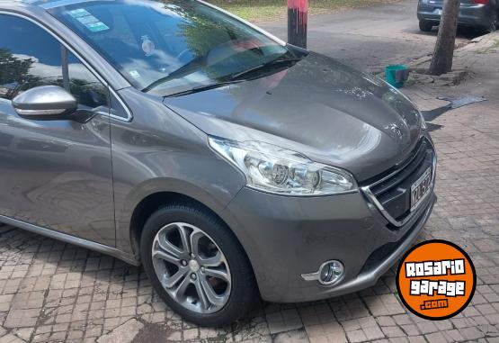 Autos - Peugeot Feline 208 1.6 pack cuero 2014 Nafta 46500Km - En Venta