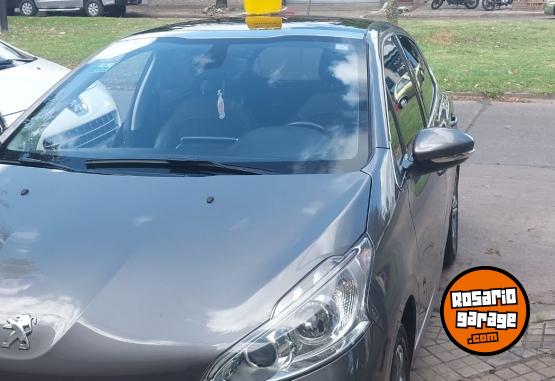 Autos - Peugeot Feline 208 1.6 pack cuero 2014 Nafta 46500Km - En Venta