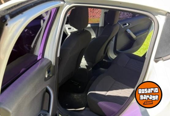 Autos - Peugeot 208 2017 Nafta 98000Km - En Venta
