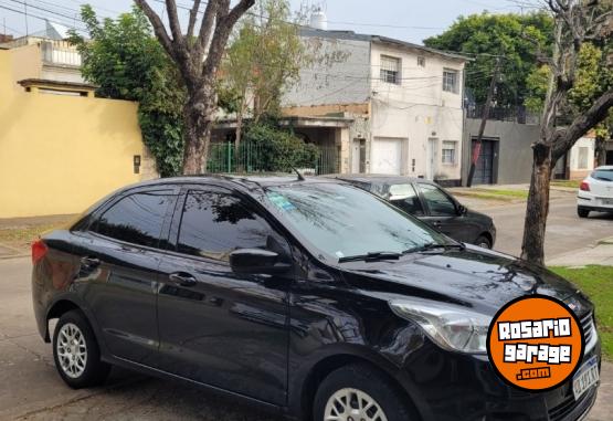 Autos - Ford KA SEDAN 4 PUERTAS SE 2018 Nafta 84500Km - En Venta