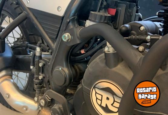 Motos - Royal Enfield HIMALAYAN 411 2023 Nafta 15000Km - En Venta
