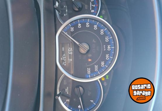 Autos - Toyota Yaris XLS 2024 Nafta 43000Km - En Venta