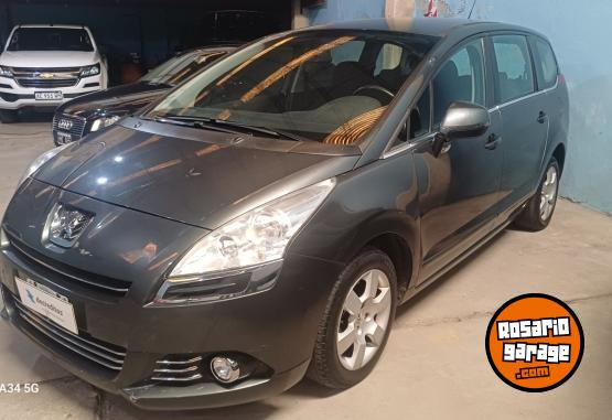 Autos - Peugeot 5008 2014 Nafta 180000Km - En Venta