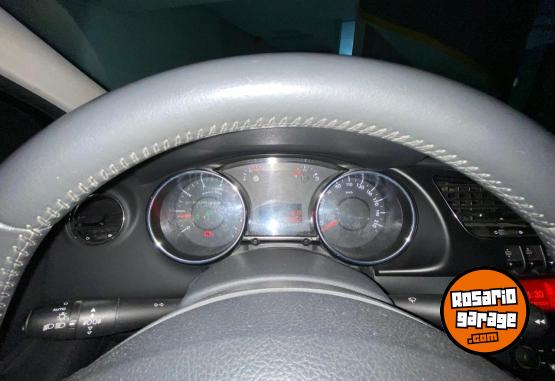 Autos - Peugeot 3008 2011 Nafta 136000Km - En Venta