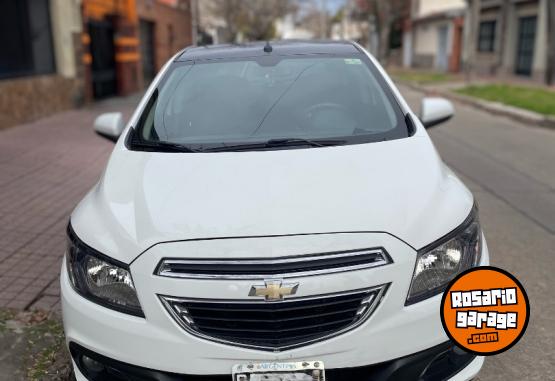 Autos - Chevrolet Onix LTZ 2015 Nafta 99999Km - En Venta