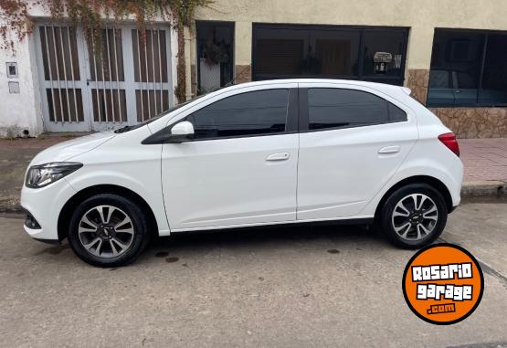 Autos - Chevrolet Onix LTZ 2015 Nafta 99999Km - En Venta