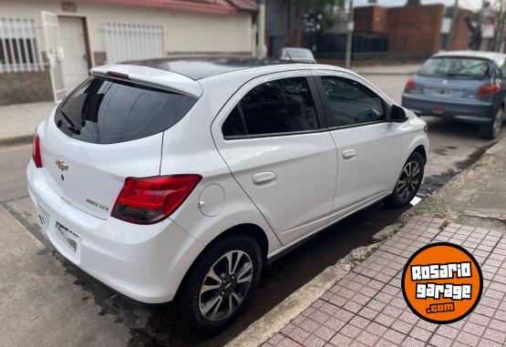 Autos - Chevrolet Onix LTZ 2015 Nafta 99999Km - En Venta