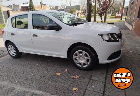 Autos - Renault Sandero 2017 GNC 117000Km - En Venta
