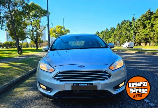 Autos - Ford Focus 2015 Nafta 88000Km - En Venta