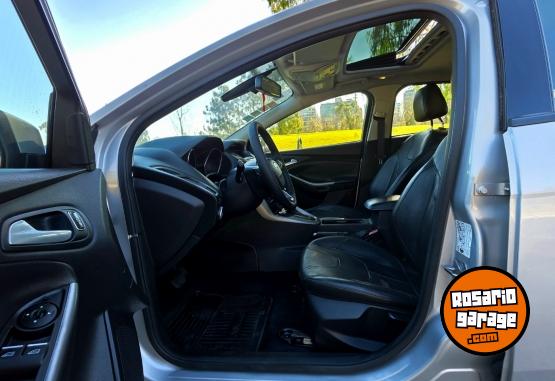 Autos - Ford Focus 2015 Nafta 88000Km - En Venta