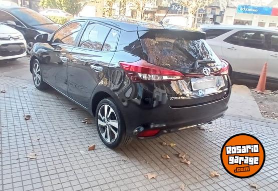 Autos - Toyota Yaris S 2021 Nafta 60000Km - En Venta