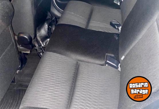 Autos - Toyota ETIOS 2017 Nafta 70000Km - En Venta