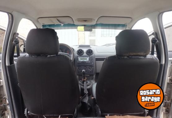 Autos - Ford Fiesta 2009 Nafta 135000Km - En Venta