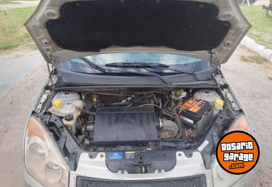 Autos - Ford Fiesta 2009 Nafta 135000Km - En Venta
